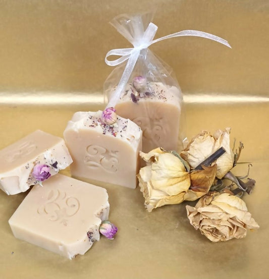 Săpun fără parfum cu lapte & argilă Caolin