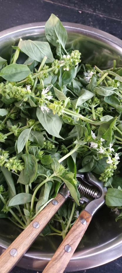 Cremă naturală pentru ten cu extracte verzi