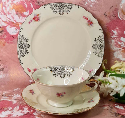Set cadou vintage cu porțelan bavarez auriu